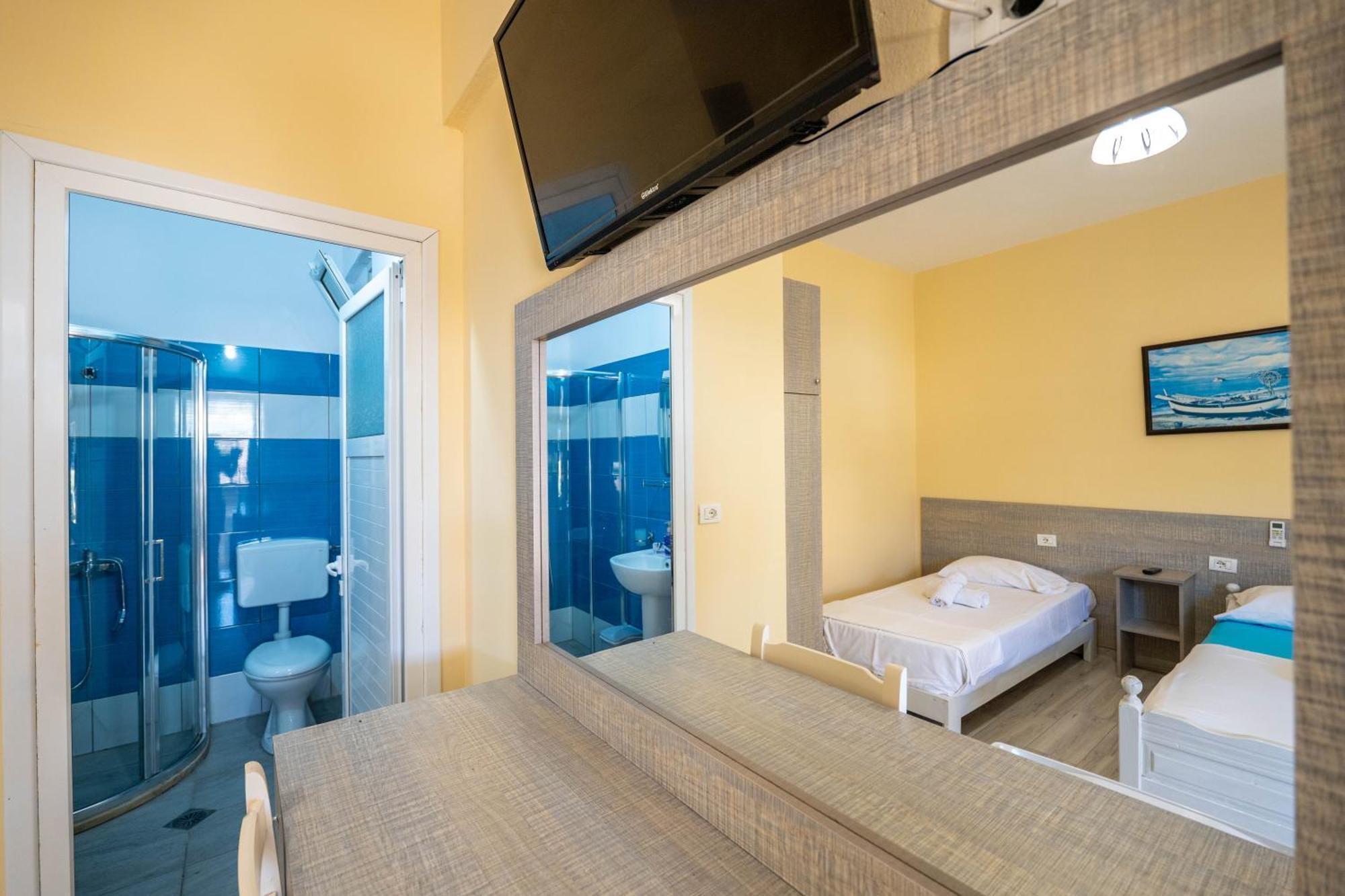 Hotel Portokali Himarë Exterior foto